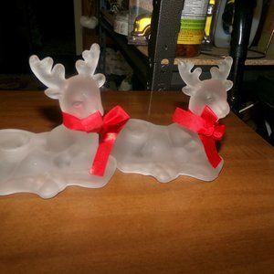 2 vintage Frosted glass deer candle holders.